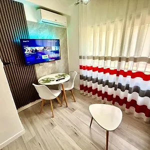 Apartment Superb Near To The Center, Tirana